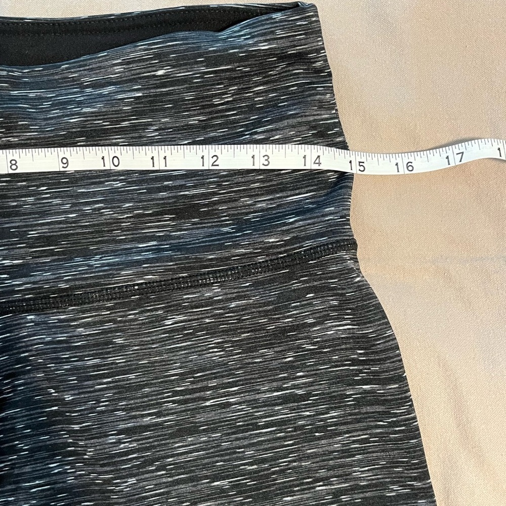 Absolutely Fit Women’s size large leggings - Picture 5 of 7